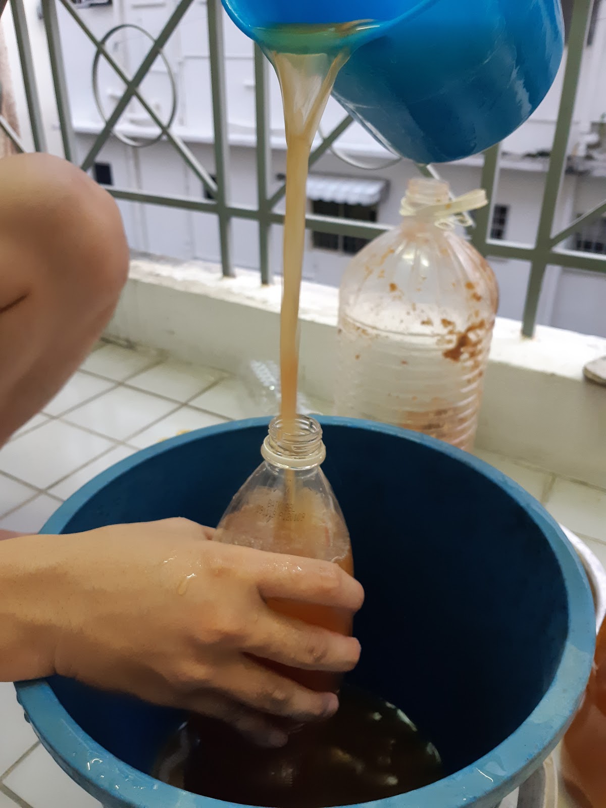  DIY  Garbage Enzyme Learn a new skill during  the MCO  