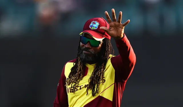 Chris Gayle waves to the crowd