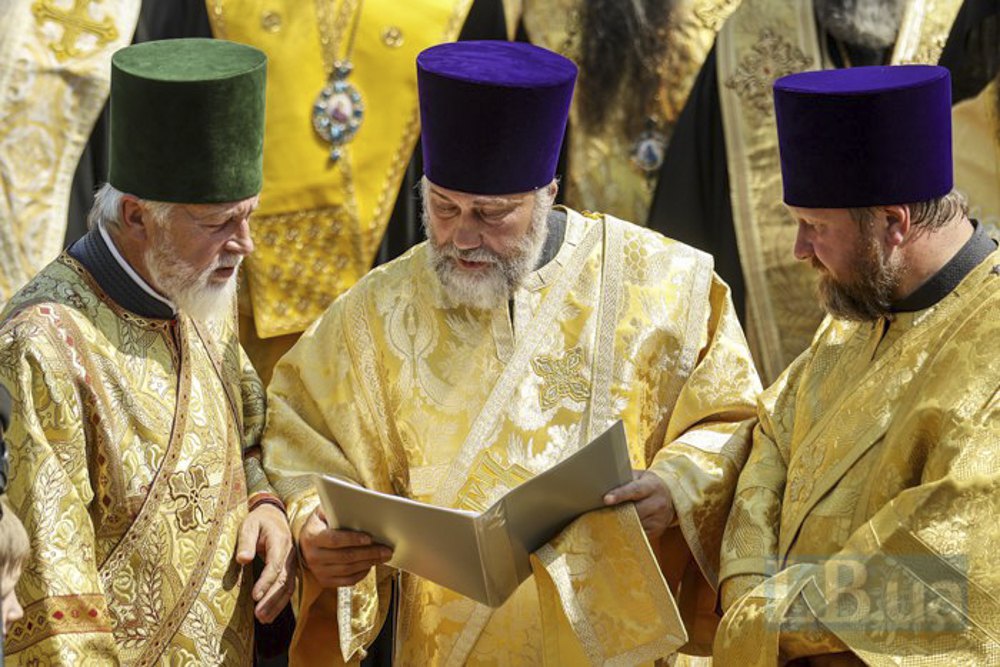 Вадим Новинський (у центрі) під час ходи УПЦ МП з нагоди хрещення Київської Русі — України, 27 липня 2021.