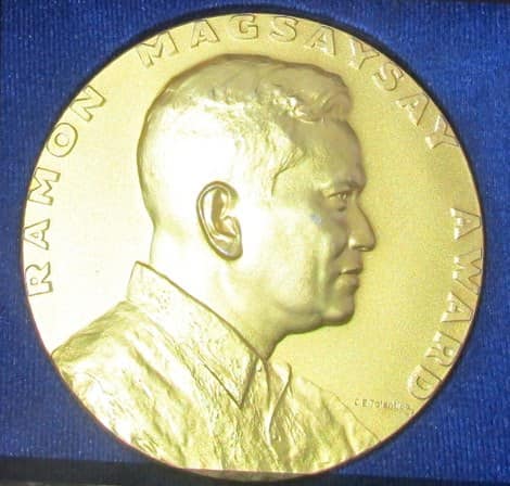 (द रामोन म्यागासेसे पुरस्कार (The Ramon Magsaysay Award also commonly known as Asia's Nobel Prize). Starting Bid: $10,000.00)