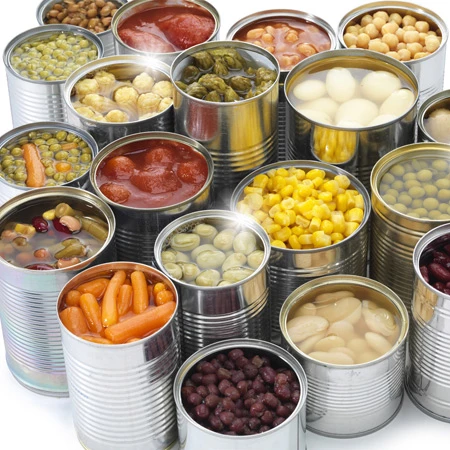 latas de conservas vegetales abiertas