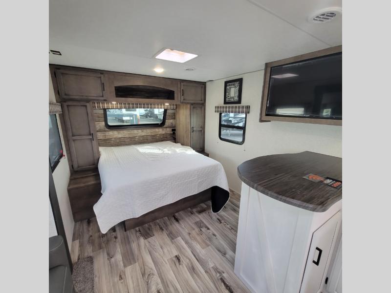 Bedroom in the adventure, stratus Ultra-Lite, travel, trailer
