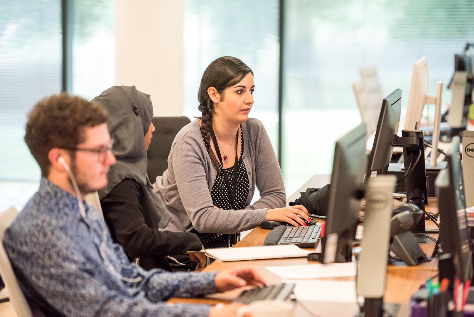 How to Retain Employees to Guarantee Sales Growth