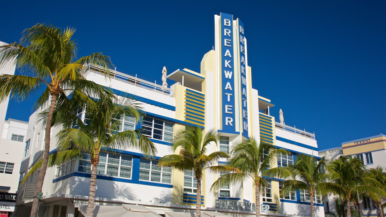 Miami's bustling Art Deco Historic District