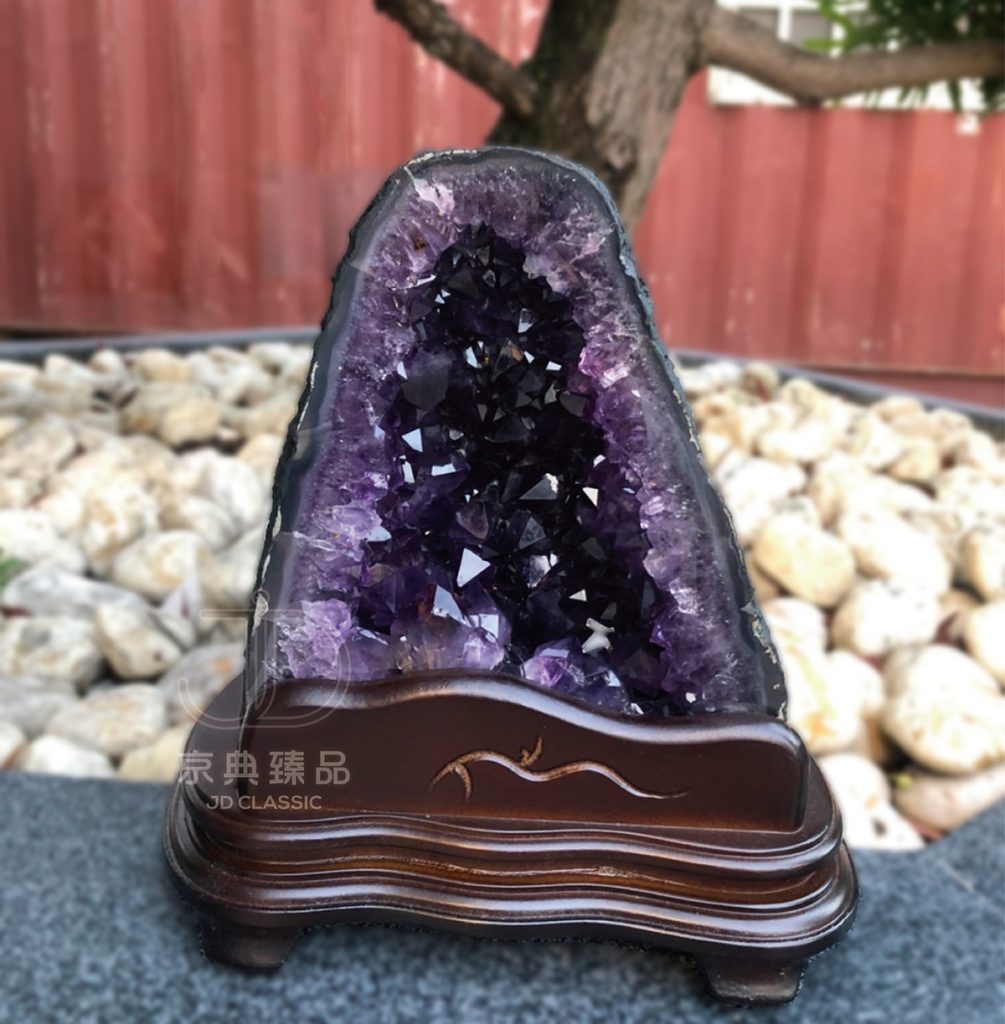 京典臻品金型紫水晶洞