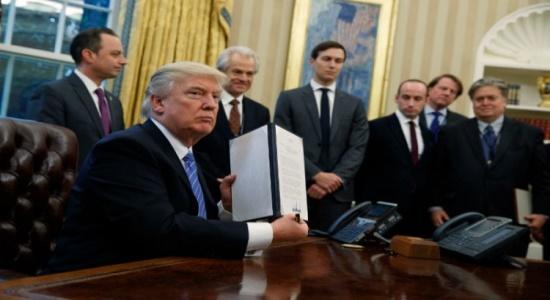 C:\Users\Spiros\Desktop\trump44-1-e1485250324508.jpg