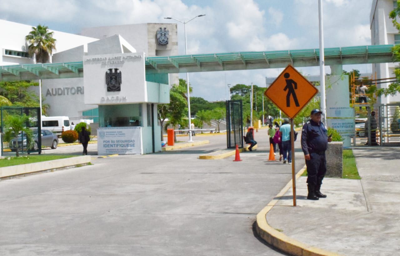 Pese al hallazgo, la UJAT no suspendió las clases. (Foto: Twitter SSPCTabasco)