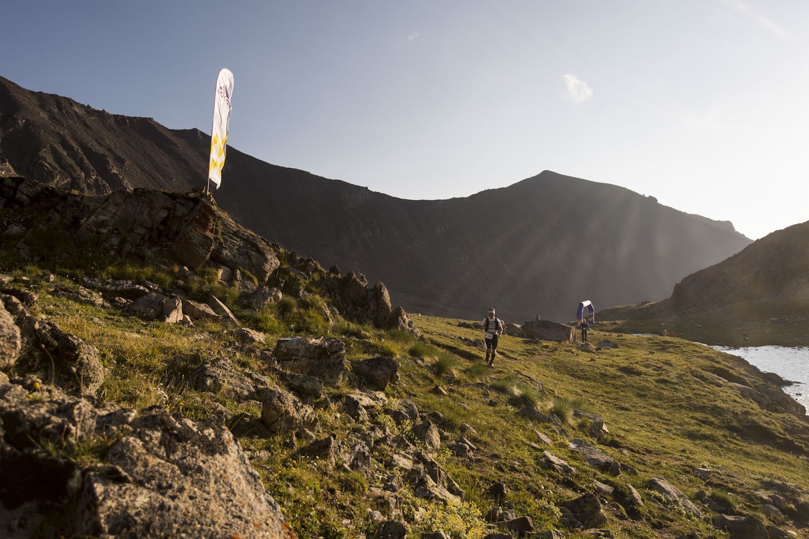 Какая самая высокая точка европы. Эльбрус Шахин. Adidas Elbrus World Race 2016. Самая низкая точка Европы фото. Высокий музей Эльбрус.