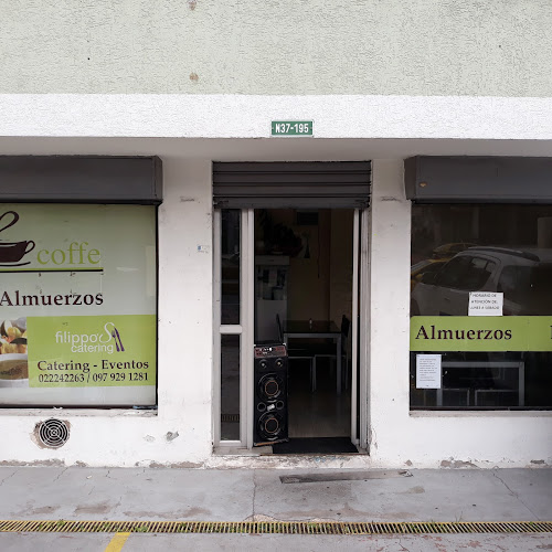 Opiniones de Almuerzos Coffee en Quito - Cafetería
