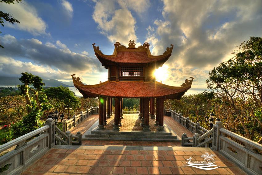 Image result for Chùa Núi Một côn đảo