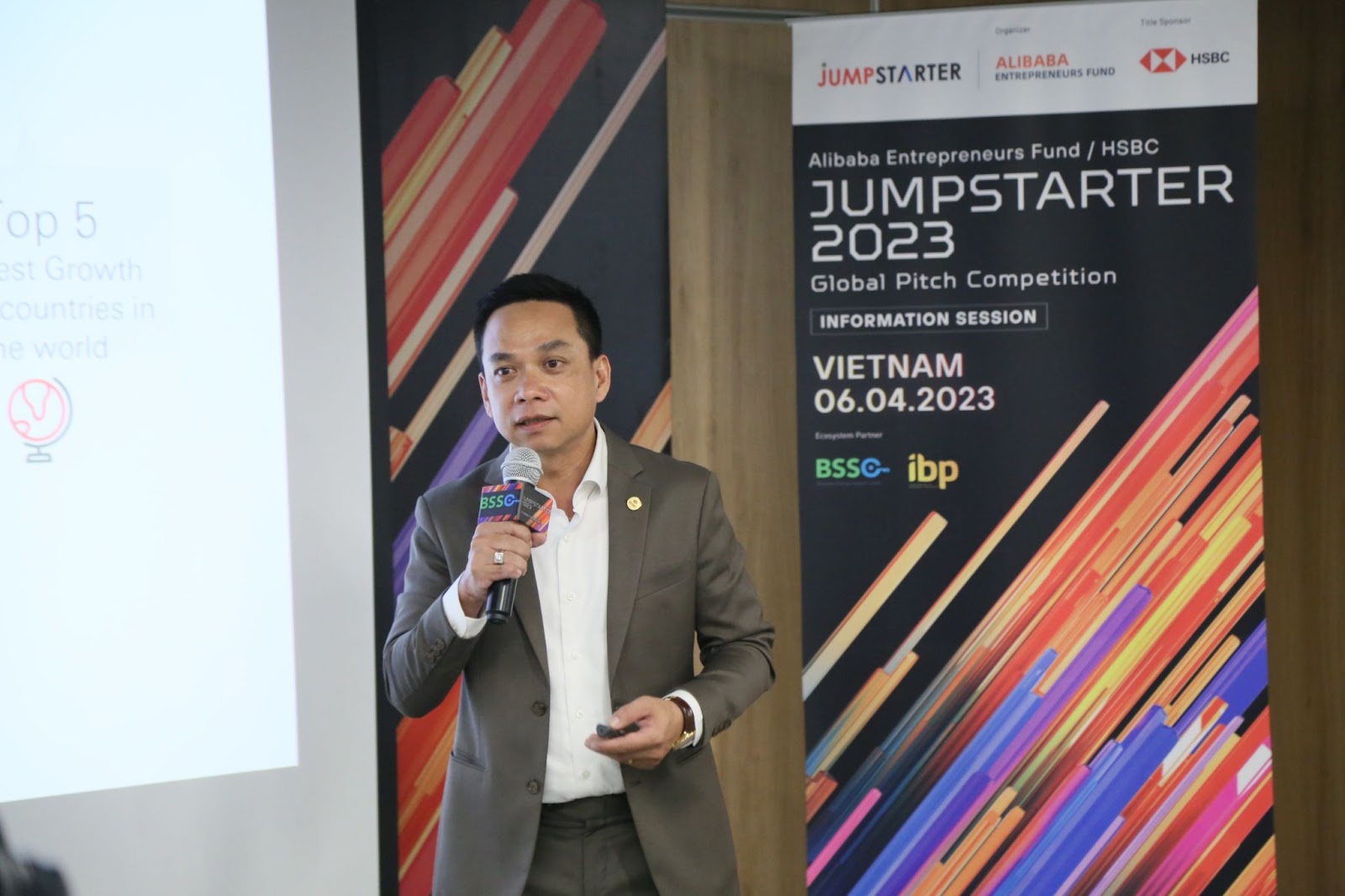  Khởi động Innovation Workshop và ký kết hợp tác giữa Alibaba Entrepreneurs Fund, IBP, BSSC