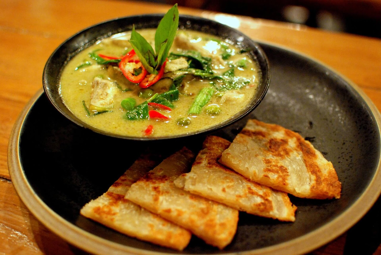 Thai Green Curry, green chillies, shrimp, lemongrass