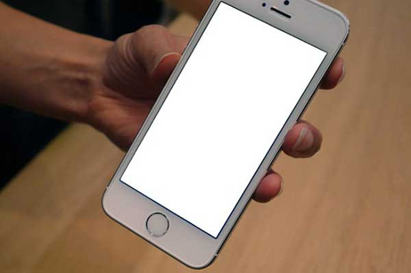 Sửa lỗi màn hình iPhone bị trắng xóa không thể hiển thị
