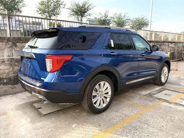 Ford Explorer sở hữu ngoại hình mạnh mẽ, đậm chất xe Mỹ