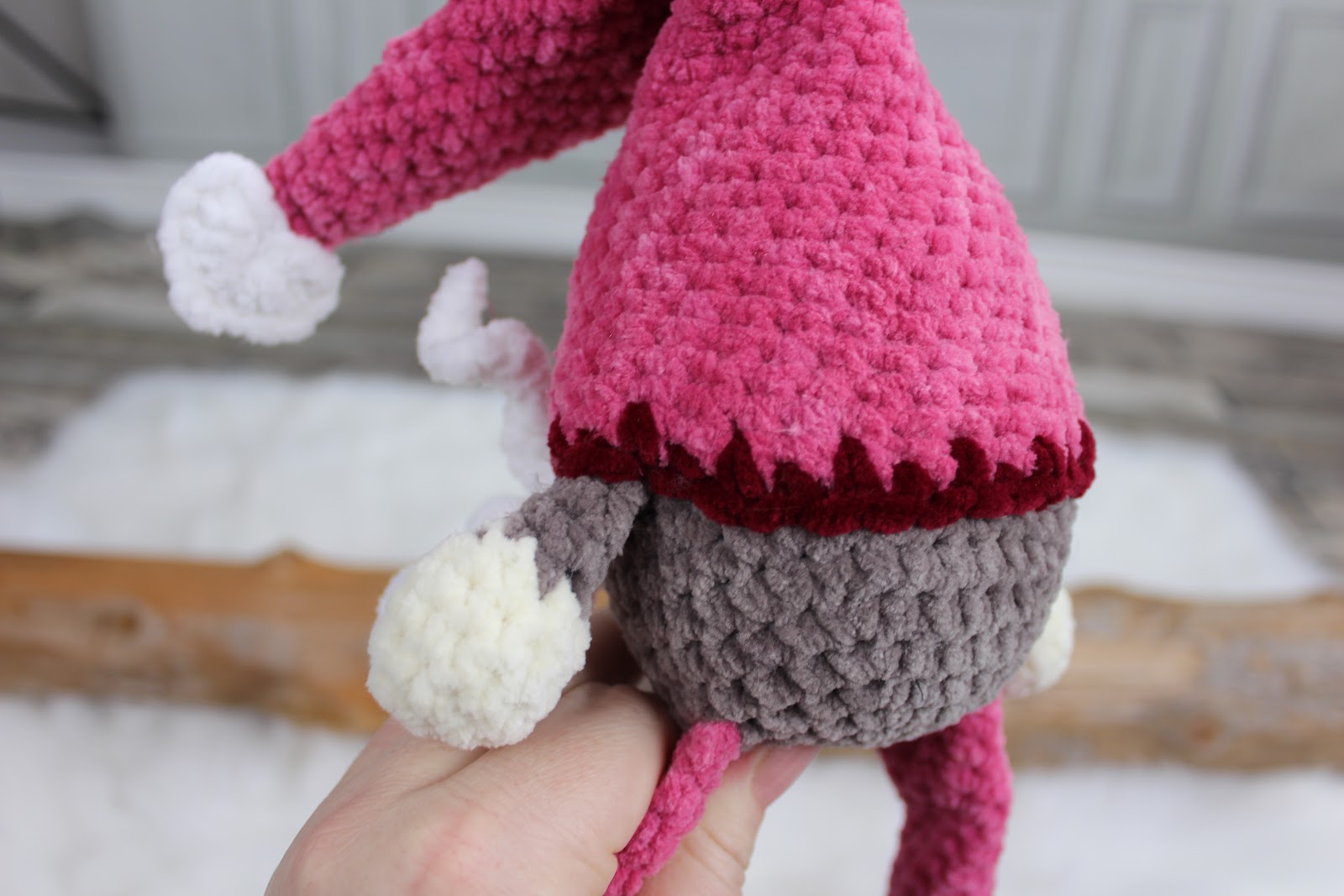 Gnome Crochet Pattern How to use spike stich edge
