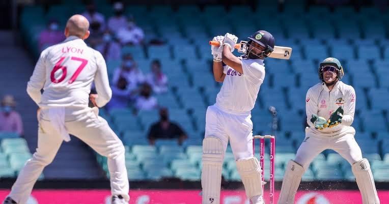 Pant hitting hitting a lofted shot against Nathan Lyon