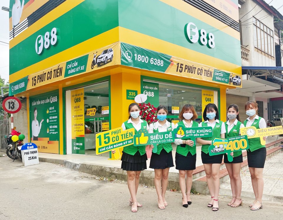 Phí đổi tiền mới tại ngân hàng Sacombank