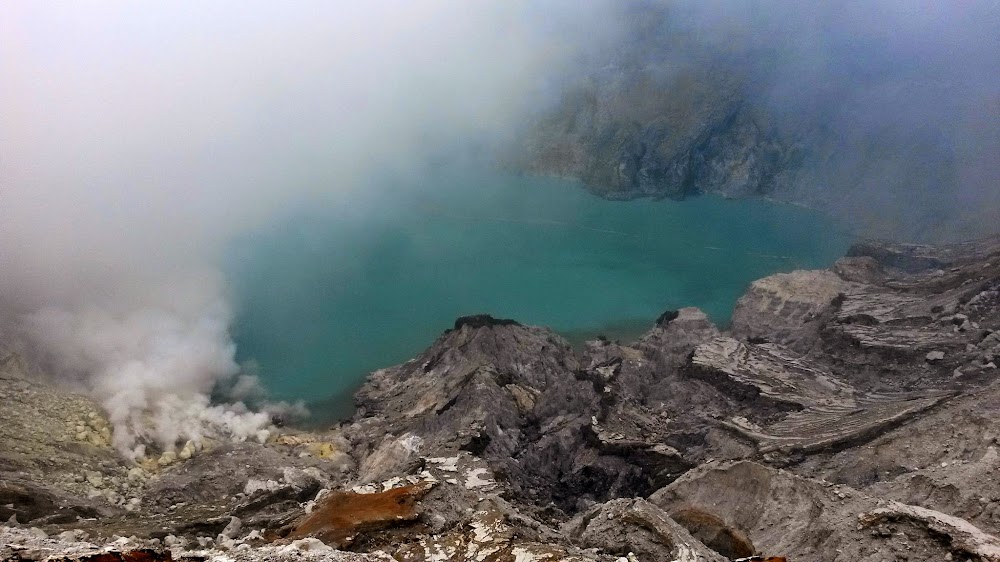 С Бали на Яву на прокатном авто, к вулканам  Иджен и Бромо.