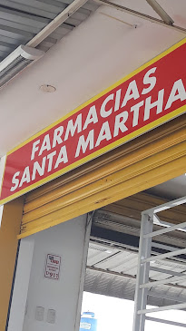 Opiniones de Farmacia Santa Martha - Guayacanes en Guayaquil - Farmacia