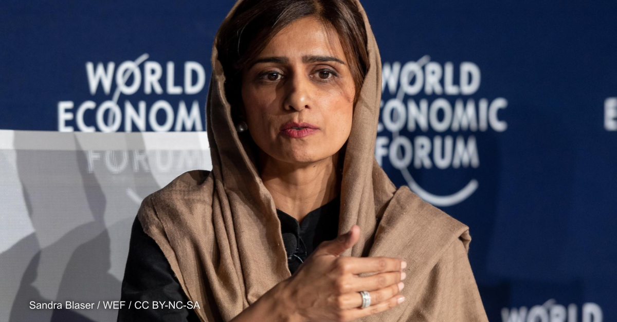 Pakistani minister criticizes international community on Afghan policy