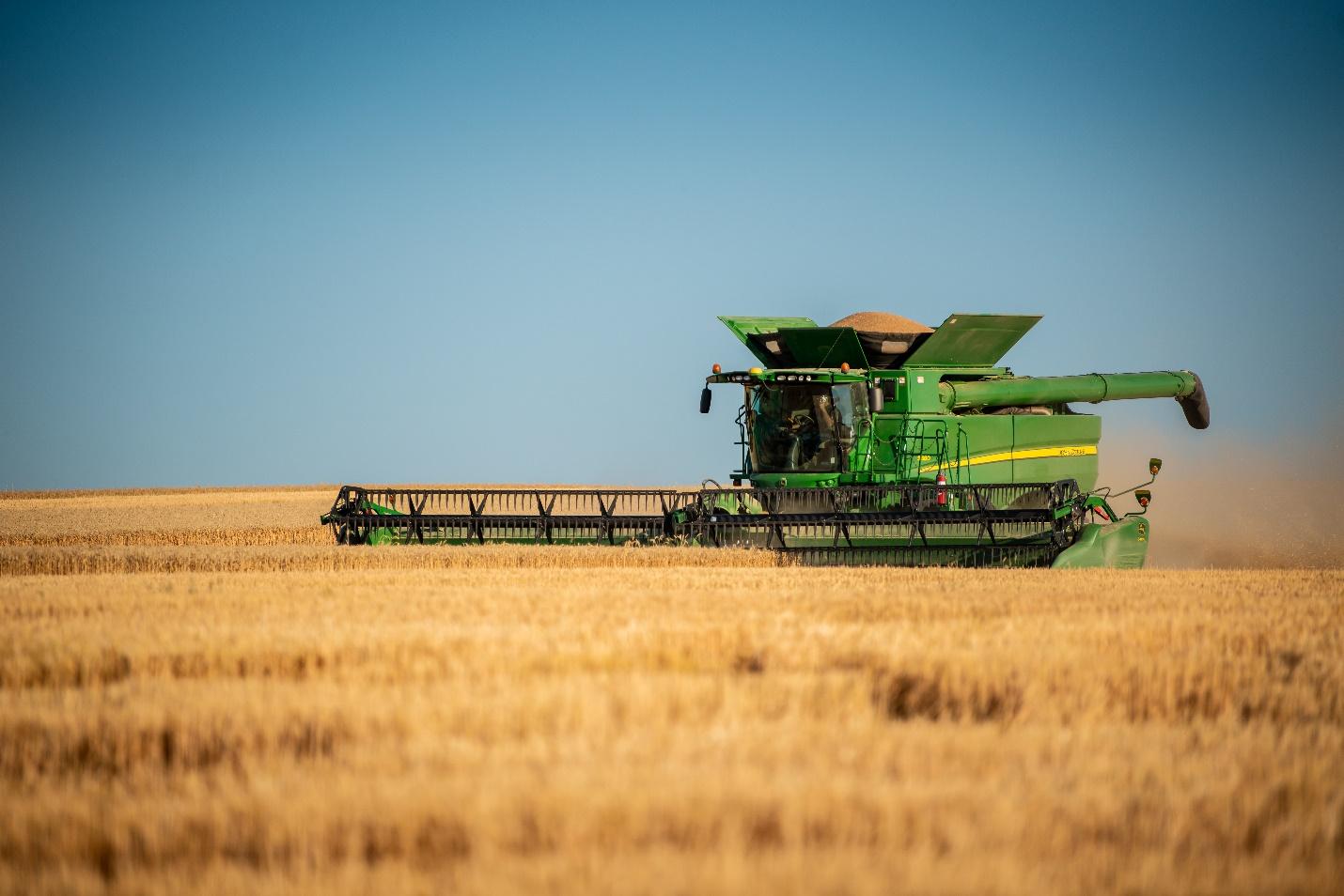 C:\Users\tuant\Downloads\Tin tuc (Insider News) HON Website\3. Vi sao nganh nong nghiep My dung dau the gioi\Slide 2 Why is the United States' agriculture ranked first in the world.jpg