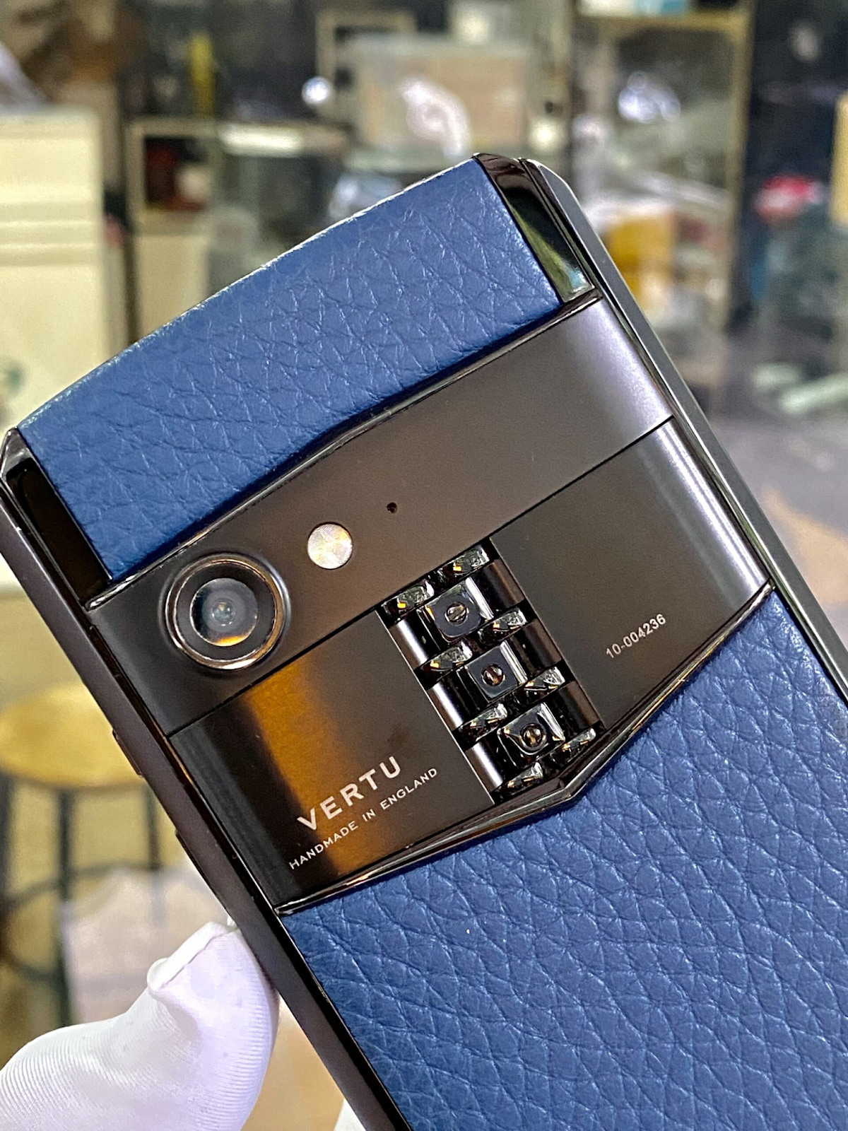 VERTU ASTER - CÔNG NGHỆ BẮT TRỌN XU HƯỚNG | Hoàng Luxury