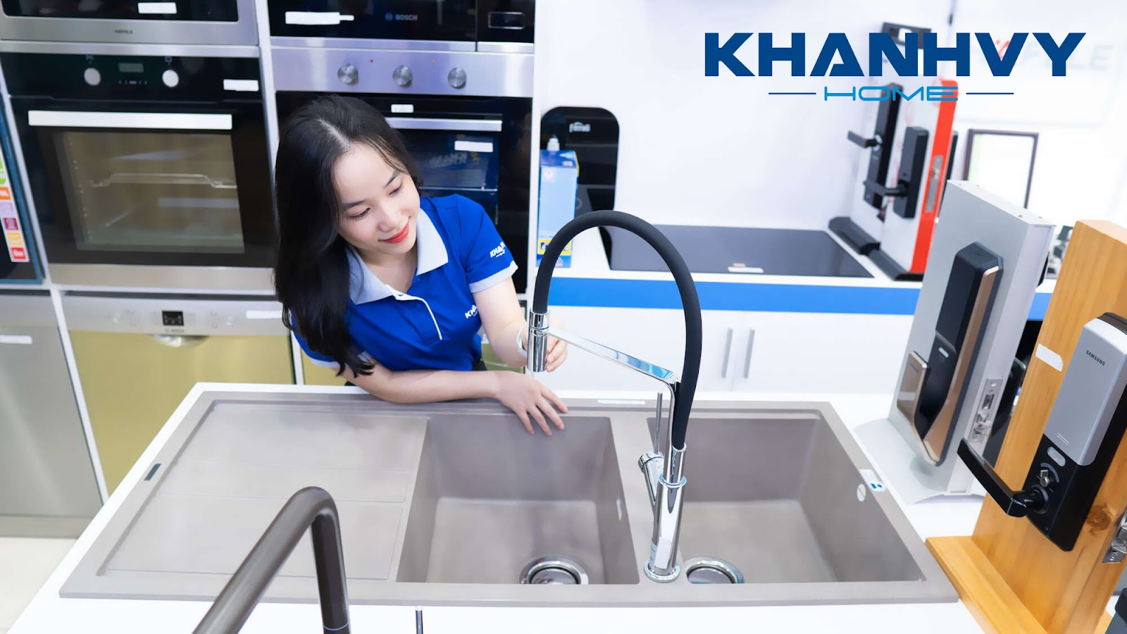 Khánh Vy Home cung cấp những mẫu vòi rửa chén hiện đại, tinh tế, được sản xuất bởi những thương hiệu thiết bị gia dụng hàng đầu