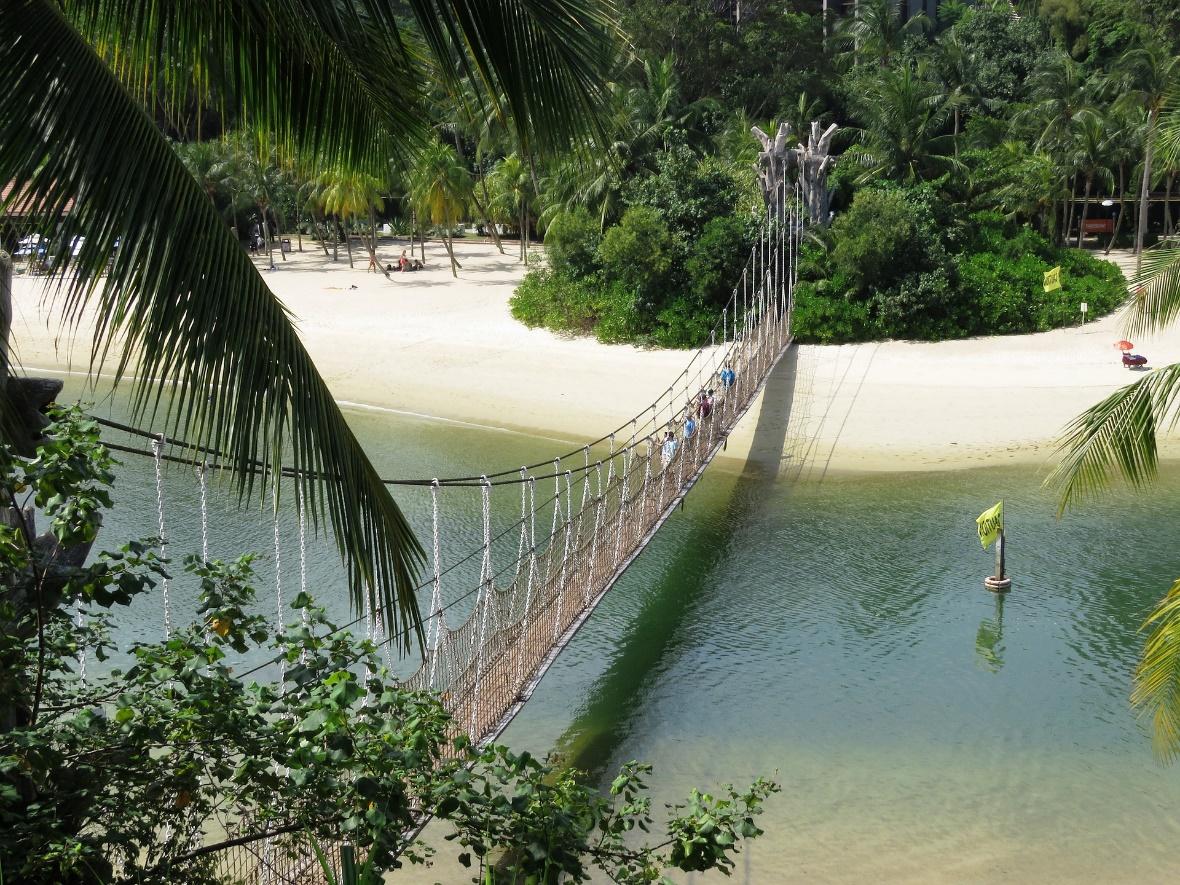 siloso beach singapore