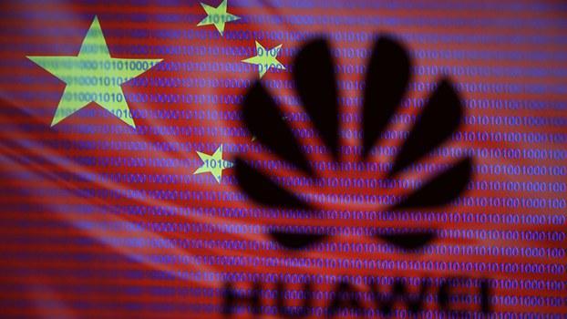 英国国会国防委员会周四表示,他们已经找到了明确证据,表明中国通信巨头华为串通了中国政府,并指出英国可能需要提前移除所有华为设备。(路透社图片)