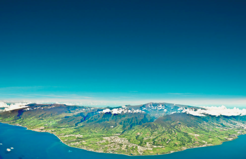 Réunion Island (bonus inclusion)