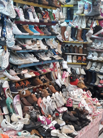 Opiniones de Calzado Local 432 en Quito - Zapatería