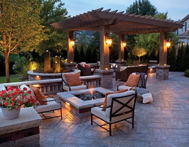 pergola-jardin-reunion-mobilier