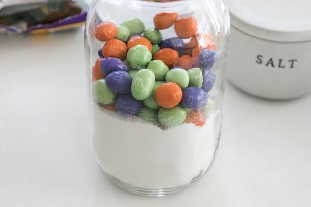 Mason Jar M&M’S Ghoul Cookies