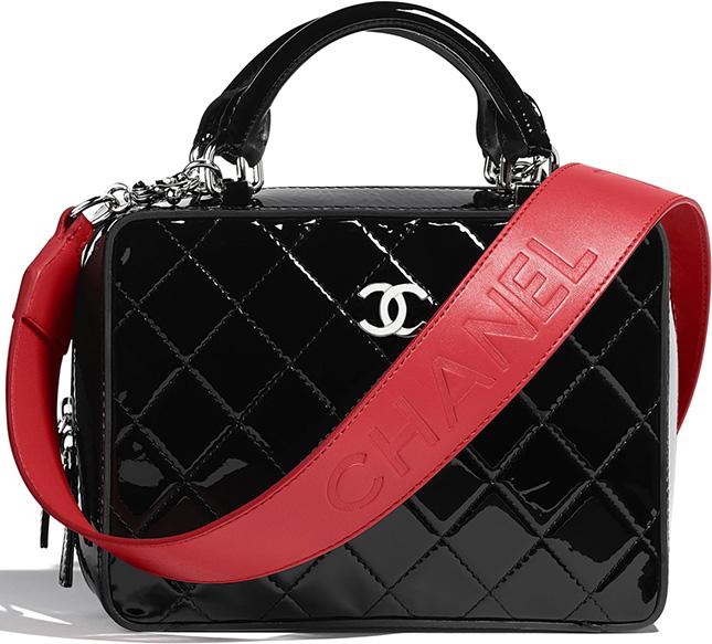 chanel chain strap crossbody