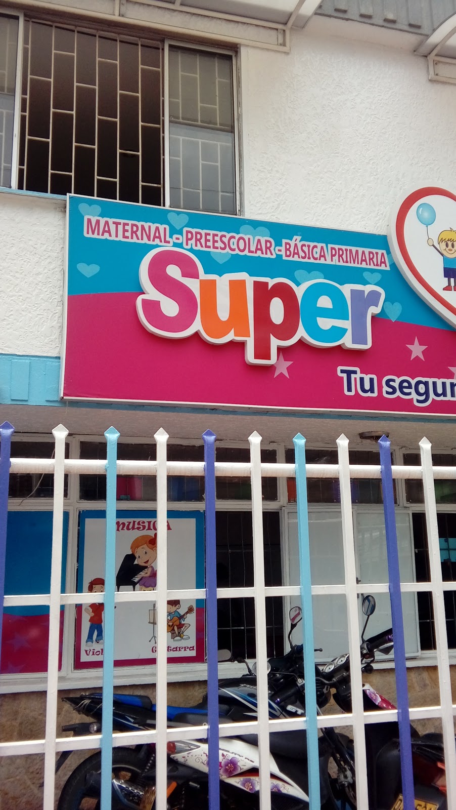 Super Genios