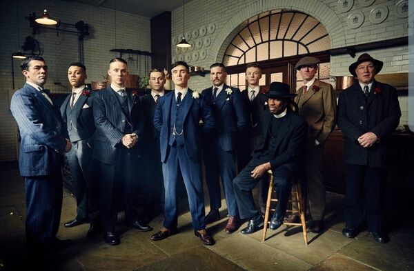 Dàn nhân vật Peaky Blinders với phong cách quý ông ấn tượng