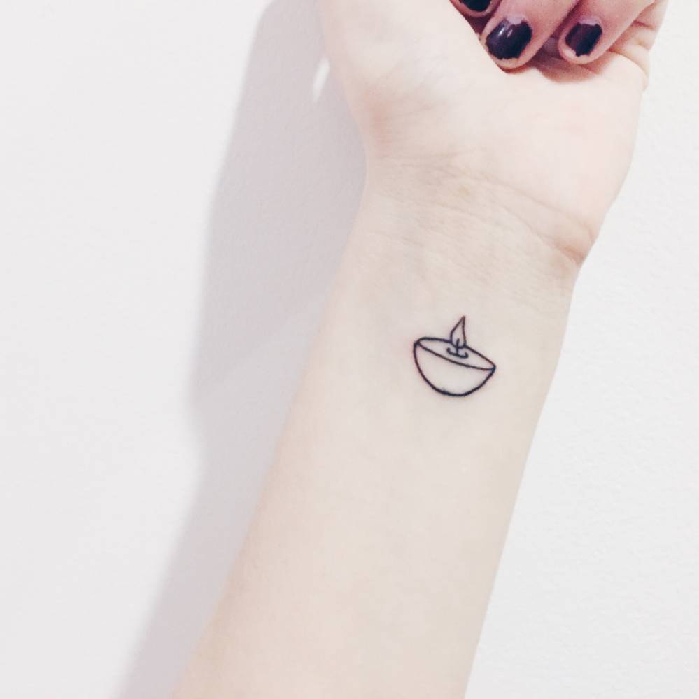 ลายสักเทียน เล็กๆ2