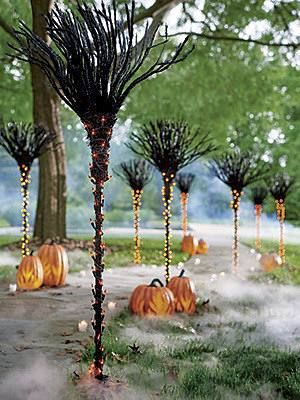 halloween decorated homes