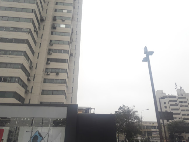 Av Paseo de la República, Cercado de Lima 15001, Perú