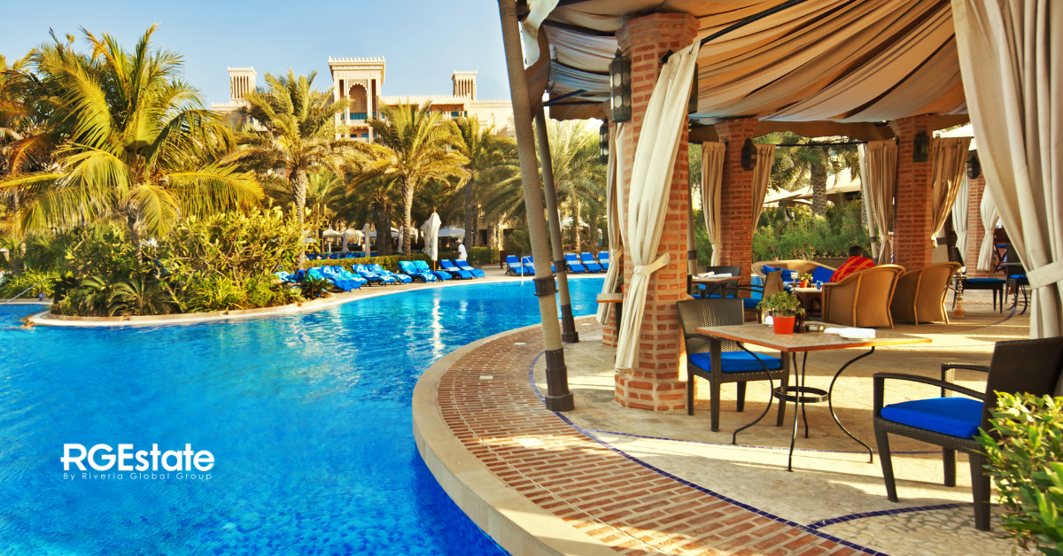 The hotels in Dubai offer precise and proper information regarding their rooms and service.