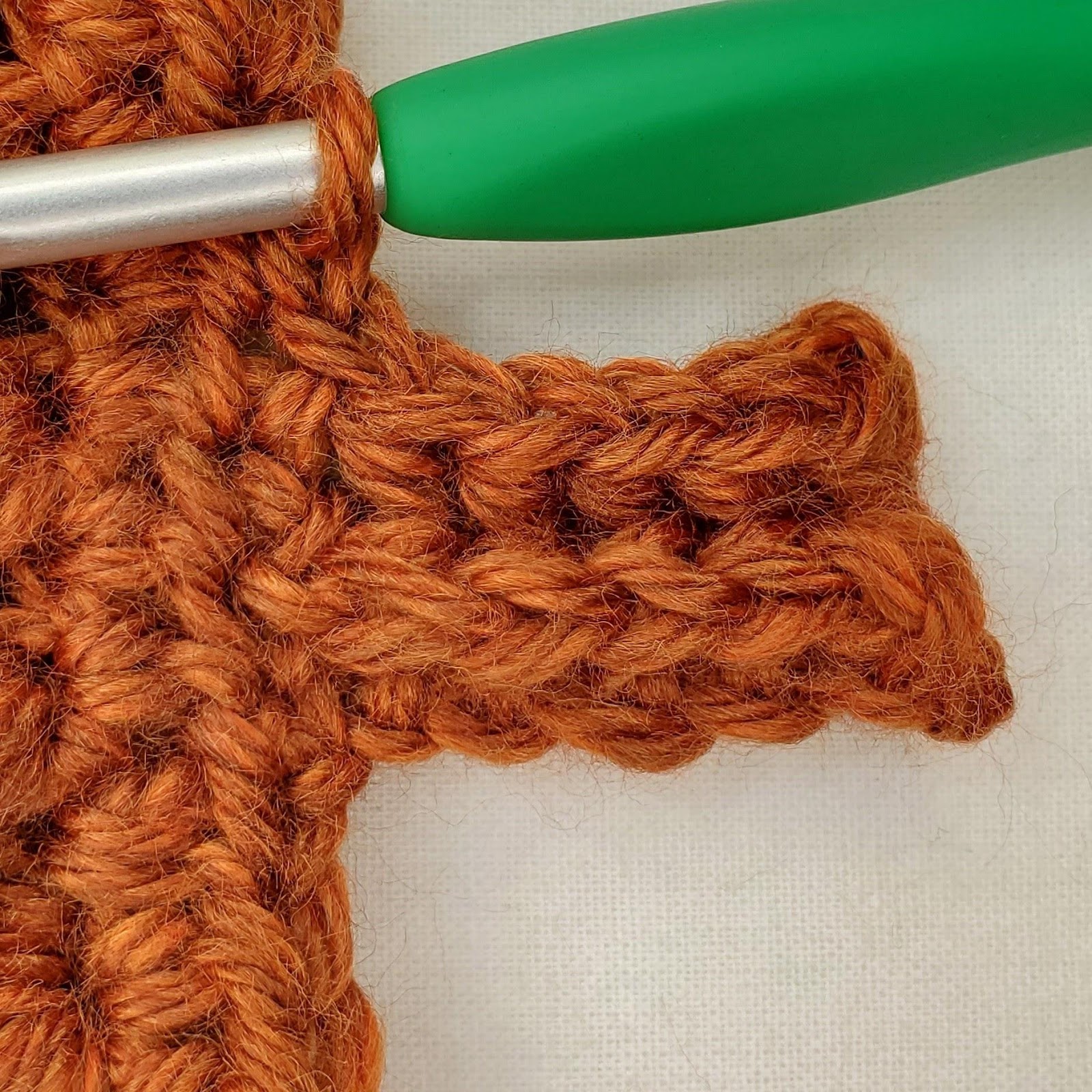 Falling Feathers Gloves - Free Crochet Pattern