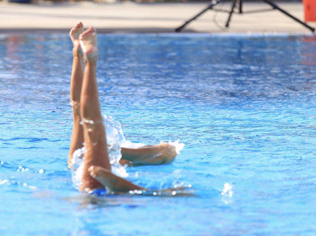(第八页更新-Junior Olympic决赛实录)水中的花样年华 - 送女儿去学花样游泳吧