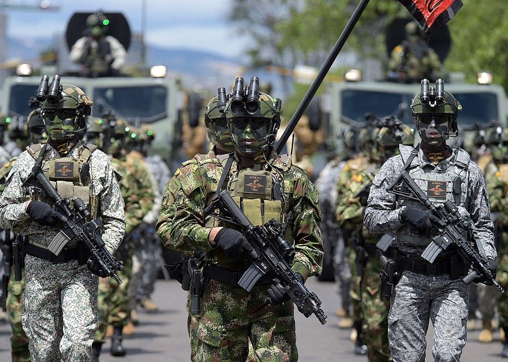 AFEAU operatives armed with SIG 516 during a military parade.