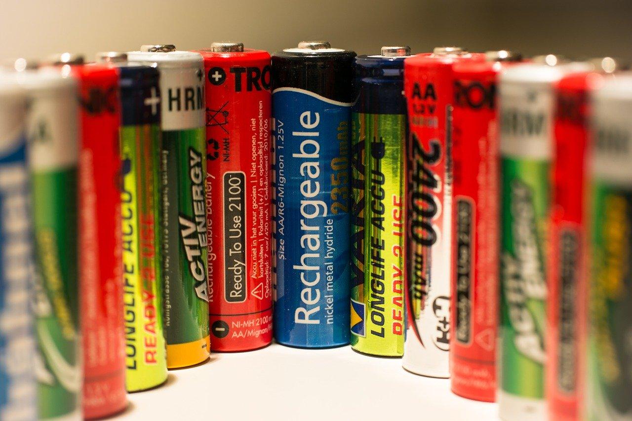  bring rechargeable batteries to eco-friendly traveling