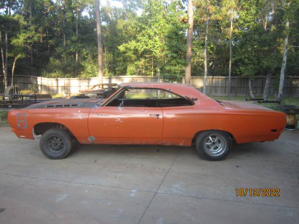 Real 1969 Plymouth Roadrunner