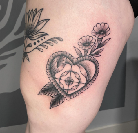 Pretty Flower Tattoos Design