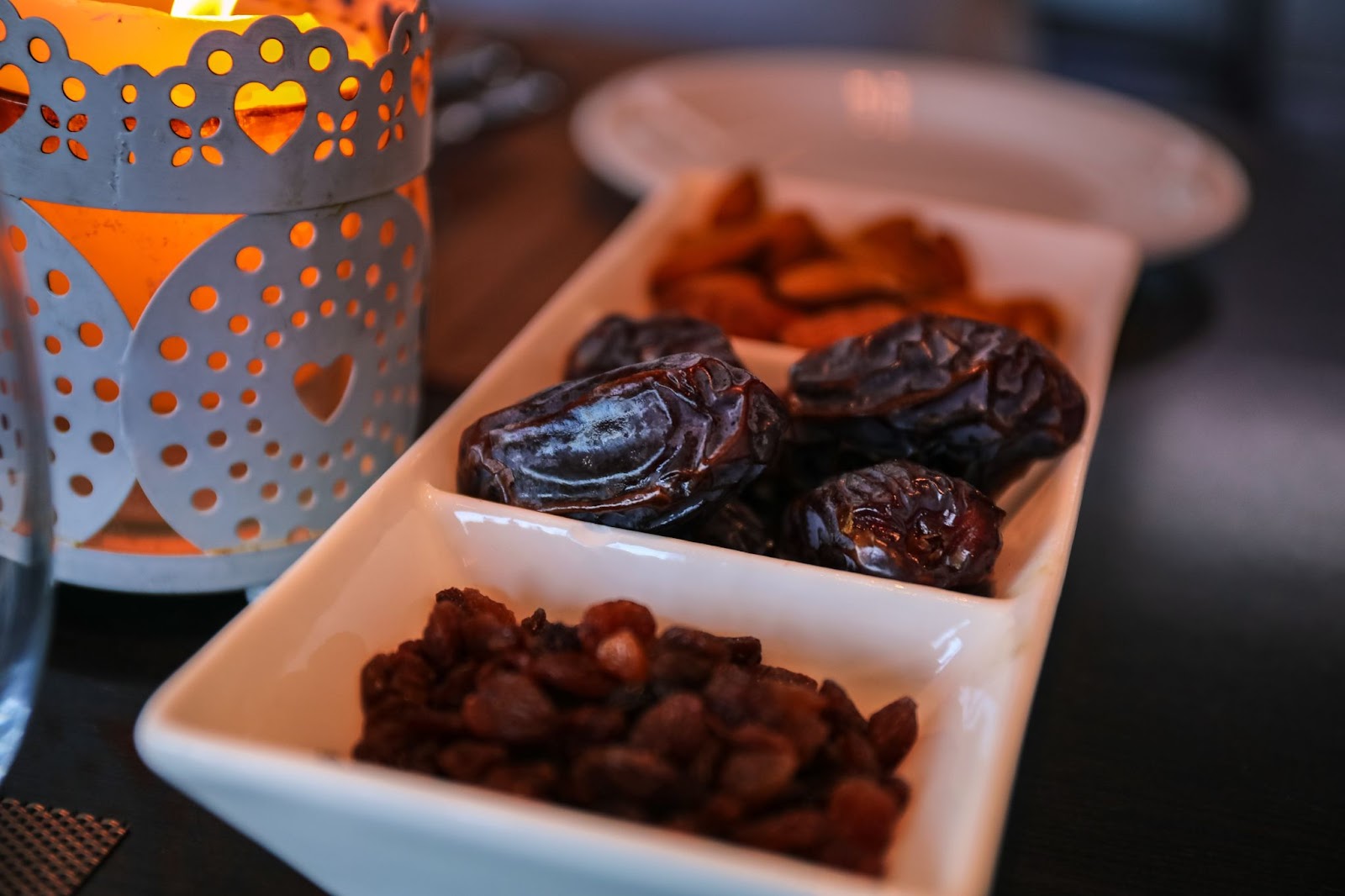 Tray of medjool date set out for purdate date sugar recipe.