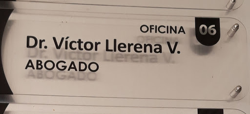 Dr. Víctor Llerena V. - Cuenca