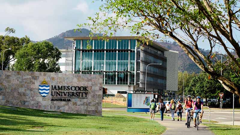 Đại học James Cook có chương trình đào tạo đa dạng