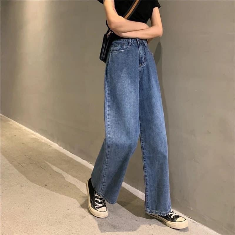 Quần Jeans Thái Lan ống rộng là item không thể thiếu với các bạn nữ